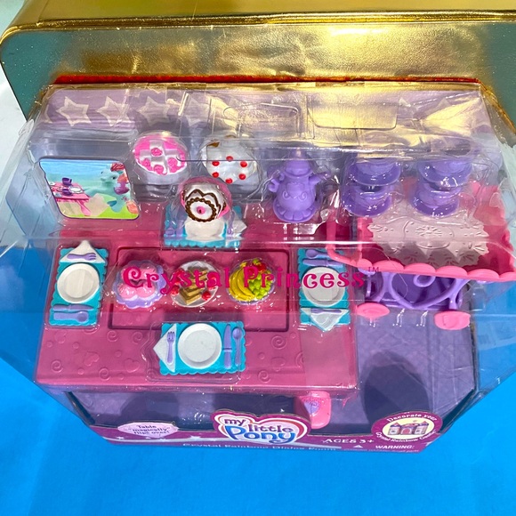 MY LITTLE PONY G3 NWT VTG 2005 CRYSTAL PRINCESS CRYSTAL RAINBOW DINING ROOM RARE - Picture 7 of 14